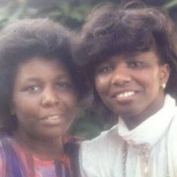 Meet your Posher, Roxanne - Picture 1 of 1